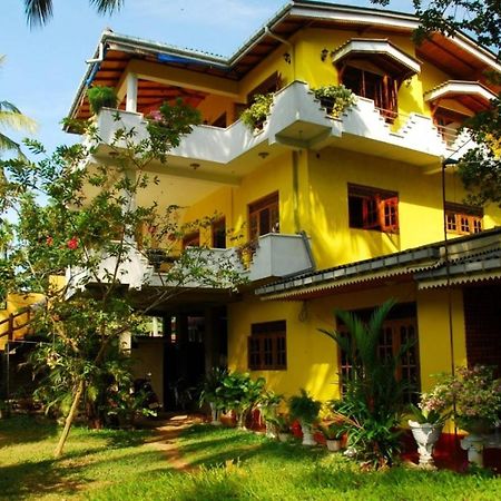 Yellowappartments Хиккадува Экстерьер фото